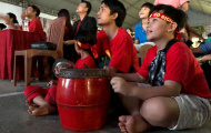 Fan Sài thành vỡ òa cảm xúc với bàn gỡ 1-1 của Công Phượng