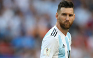 Điểm tin tối 25/01: M.U khiến Arsenal, Chelsea lo sốt vó; Messi tái xuất