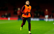 Khán giả Emirates phản ứng thế nào trong ngày trở về của Alexis Sanchez?