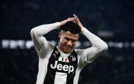 Phản ứng đáng buồn của Ronaldo khi bị các đồng đội 'phá game'
