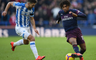 Này Alex Iwobi, cậu chưa muốn thoát khỏi cái mác 'sao mai' à?