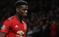 Nhận thẻ đỏ, và đây là hành động của Pogba trên đường rời sân