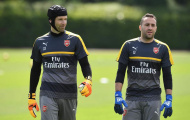 Bị Emery hắt hủi, sao Arsenal có quyết định về tương lai