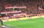 Fan Bayern khiến khán giả Anfield đồng loạt đứng dậy vỗ tay