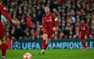 Fan Liverpool ngỡ ngàng với màn thể hiện gây sốc của trụ cột