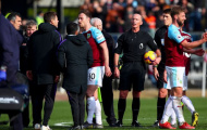 Điều gì đã khiến Pochettino nổi điên với Mike Dean?