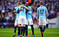 Vừa có cúp, Guardiola vẫn thừa nhận bất an