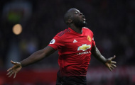 Vừa lập công, Lukaku vẫn phải làm vật tế thần