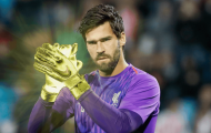 'Tay vàng' Alisson đang gợi Liverpool nhớ về 'quá khứ kinh hoàng'!