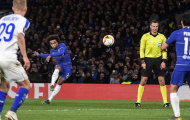 Willian lập siêu phẩm sút phạt, Chelsea đại thắng trên sân nhà