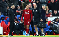 Thảm họa ập đến với Liverpool khi mất trụ cột ở hàng thủ