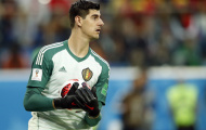 Mắc sai lầm khó đỡ, Courtois bị CĐV gọi là 'thảm hoạ' Karius