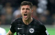 Frankfurt khiến tất cả phải 'việt vị' trong chuyện tương lai của Jovic
