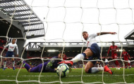 'Biếu' 3 điểm cho Liverpool, Lloris lọt tốp thủ môn 'thảm họa' của Premier League