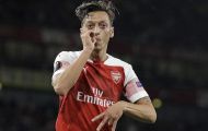 Từ 'cái gai' trong mắt Emery thành 'trò cưng', Ozil nói gì?