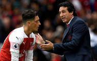 Sau tất cả, Emery phá vỡ im lặng về việc loại Ozil 4 tháng trời