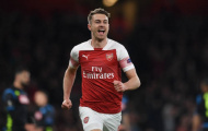 Áp đảo trước Napoli, Arsenal đặt một chân vào bán kết Europa League