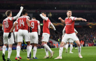 Huyền thoại Arsenal đứng về Man Utd, dự đoán 'cái kết đắng' cho Pháo thủ