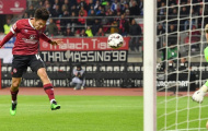 Đồng hương của Kagawa có lần đầu tiên làm 'chuyện ấy' ở Đức