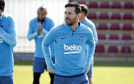 Vết sẹo do Smalling đem lại vẫn hằn trên mũi Messi