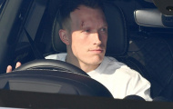Vết thương chưa lành, Phil Jones bất chấp trở lại tập luyện