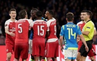 3 cầu thủ Arsenal ngăn chặn Koulibaly 'nổi điên'