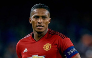 Fan Man Utd 'tan nát cõi lòng' khi thấy hình ảnh này của Valencia