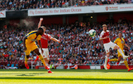 'Cậu ta thi đấu như một cậu bé' - Martin Keown 'hủy diệt' sao Arsenal