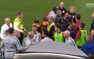 Điểm nhấn Chelsea 2-2 Burnley: Trận đấu của những cái đầu nóng