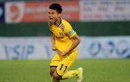 Bình phục chấn thương, trò cưng thầy Park cũng khó đá chính ở SLNA?