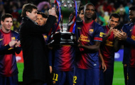 Barcelona tri ân 'huyền thoại 100 điểm'