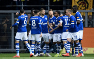 9 người của Dortmund thua muối mặt trước Schalke ngay trên sân nhà