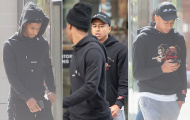 Rashford nhăn nhó đánh lẻ với đồng đội sau trận hòa Chelsea