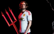 'Hiệp sĩ mù' Blind đã chứng minh Man Utd rất sai lầm?