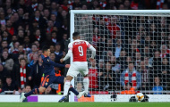 Bạn có biết toan tính của Arsenal và Chelsea sau loạt Bán kết lượt đi Europa League?