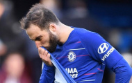 Bằng cách lách luật, Chelsea có thể giữ Higuain thêm một năm