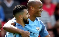 SỐC: Aguero suýt 'đá văng' cúp của Man City