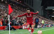 Trent Alexander-Arnold tạo ra 'cú lừa' cực gắt, biến hàng thủ Barca thành trò hề