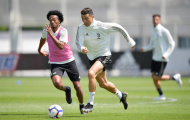 Mùa giải của Juventus 'kết thúc sớm', Ronaldo làm gì?