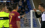 Chùm ảnh: Những lần 'hành động lạ' của Cristiano Ronaldo trên sân cỏ