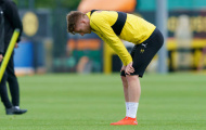 Nhạc trưởng 'giận dỗi', khó chịu trong buổi tập Dortmund