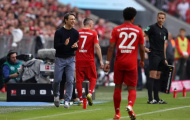Bayern đăng quang, CĐV 'Hùm xám' có hành động bất ngờ với HLV Kovac