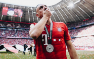 IQ vô cực, Ribery tránh 'tắm bia' bằng cách này
