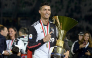 Nâng cúp 'chất lừ', Ronaldo làm 1 điều với Allegri ngày chia tay Allianz