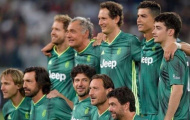 Chùm ảnh: Cristiano Ronaldo suýt lập lại siêu phẩm vào lưới Buffon