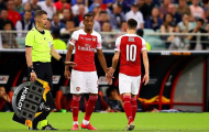 'Emery tự đập vào chân mình khi để cậu ta ra sân'