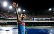 Napoli từ bỏ 'Beckham 2.0', sẵn sàng mua cựu sao Barcelona