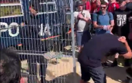 Láo nháo, fan Liverpool 3 lần 'ăn gậy' từ cảnh sát Tây Ban Nha