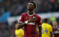 Chelsea bắt Aston Villa phá kỷ lục chuyển nhượng vì 1 cái tên