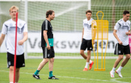 Joachim Low vắng mặt và đây là không khí tại đội tuyển Đức lúc này